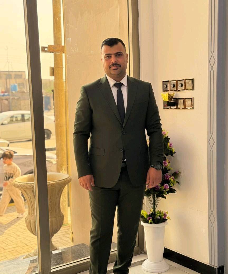 طلابنا الأعزاء
يعلن الأستاذ هادي السرحان عن فتح دورات للطلاب دور الثاني
وطلاب الخارجي
وطلاب سنة جديدة 
كذلك لدينا دورات للتعليم الإنكليزي والعربي وأساسيات رياضيات 
تدريسنا بضمان النجاح 
تدريسنا بضمان النجاح
(طالب يجينا أو نحن روح علي)
العنوان البصرة أمن الداخلي 
استفسار ***********