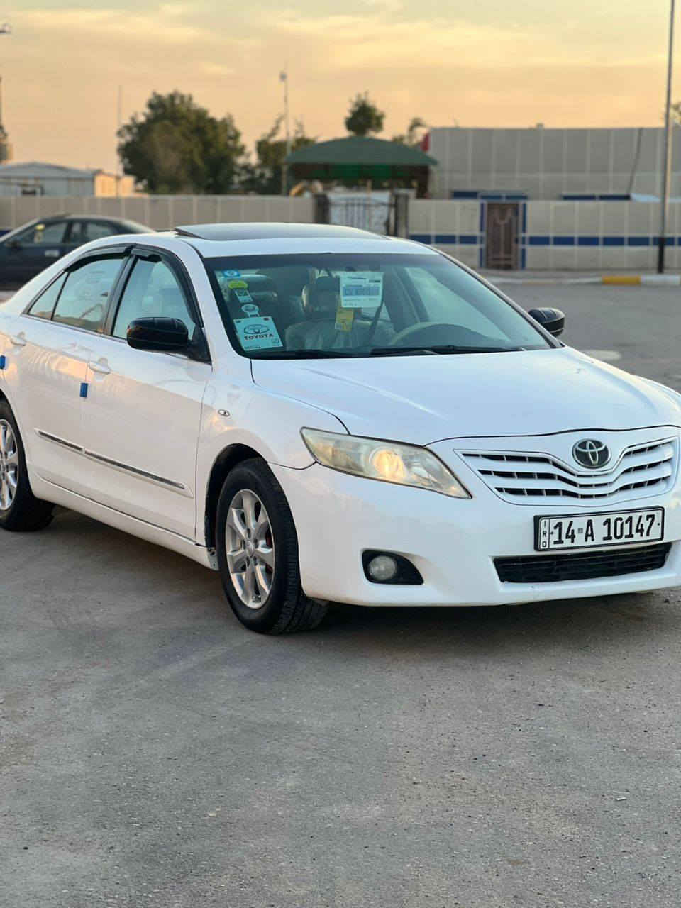 السلام عليكم
السعر((95))وبيه مجال
***********
للبيع كامري 2009 خليجي فول مواصفات اعلى فئه GLX  مكفوله كفاله عامه ضربه وكص قطعتين صبغ  .رقم بصره نكليزي سنويه ل 30 .مكينه وكير 2400مكفولات لاتبخير ولا تنقيص  حداديه جديده تخم تاير جديد  سياره جديده وجاهزه
مكاني ناصريه مركز. ناصرية, ذي قار
