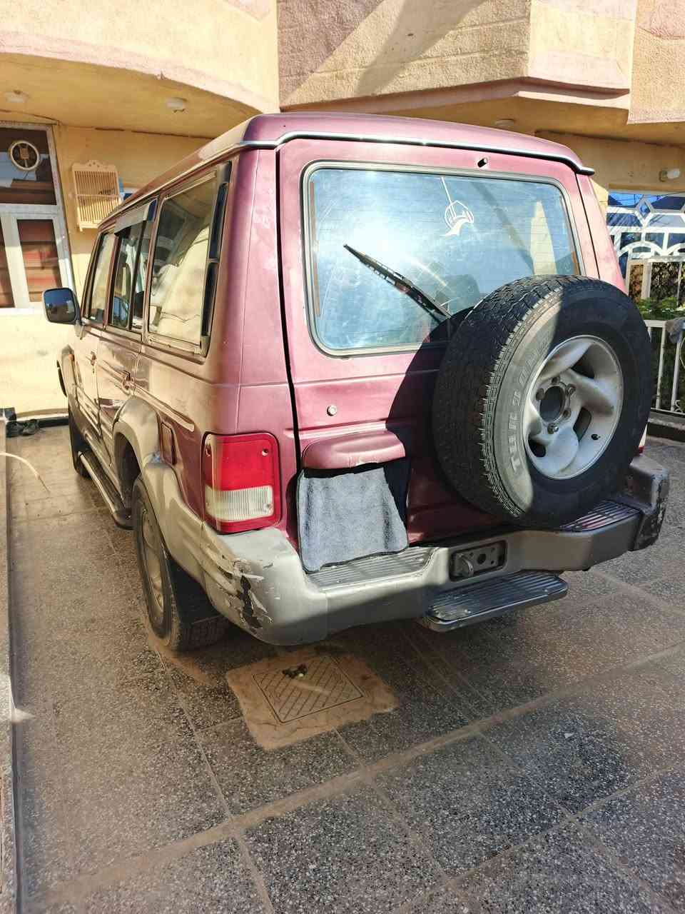 السلام عليكم كالوبر للبيع موديل 1999 سبعه راكب كير اوتماتيك محركها لبلادي سياره بانزين مكينه بيها خيط بخار
تخم تاير العنوان بغداد سعر 50وبيها مجال اي استفسار ***********
