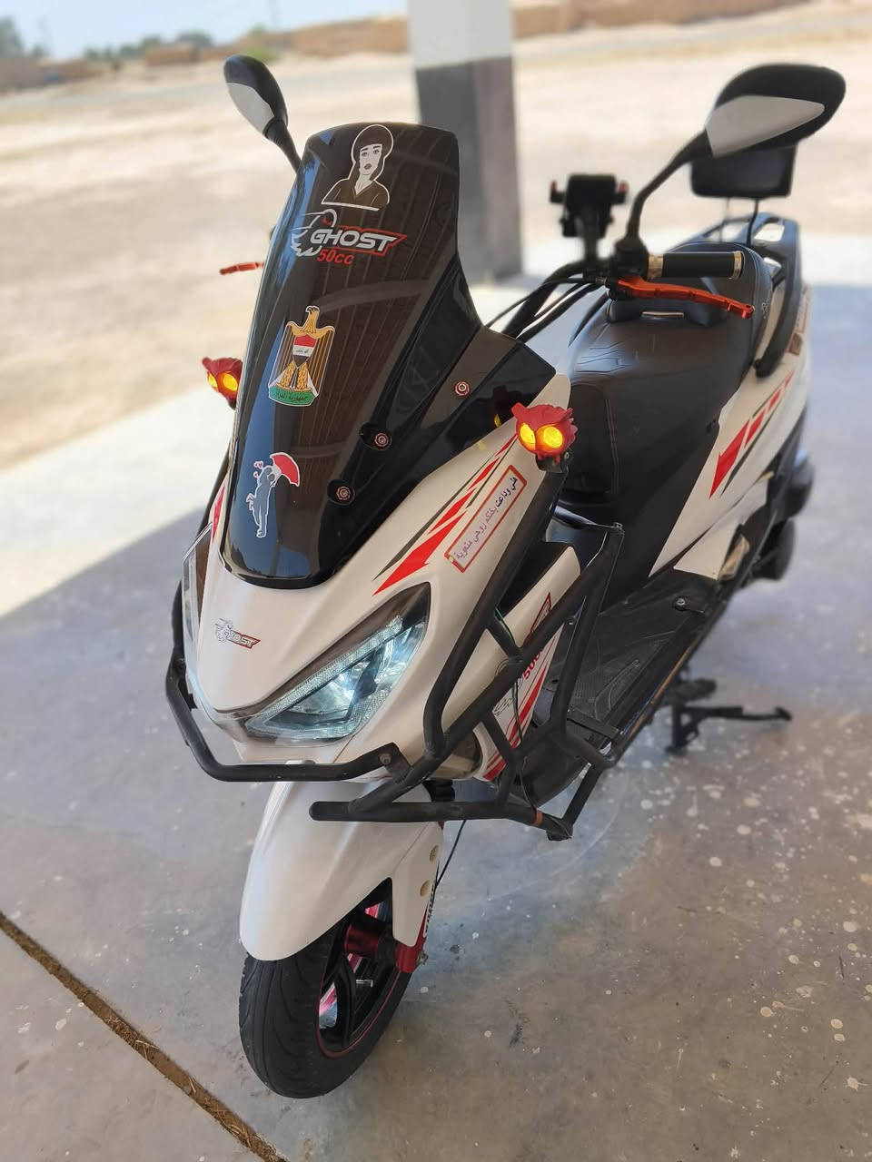 السلام عليكم 

*🔥 للبيع دراجة سكوتر Ghost 150cc قوة وحلاوة 🔥*

*النوع*: Ghost 150cc موديل جديد  ٢٠٢٤
*اللون*: ابيض × احمر  
*الحالة*: فول، ما بيها نقص. حدادي حماية، لايت ليد، اشارات شبح  
*المواصفات*: 
- محرك *150cc* 
زيرو جديد ماشي ٣٠ الف 
قوة وعزم أقوى، تتحمل سفر
- صرف معقول مقارنة بالقوة
- شكل رياضي فخم وستكرات مرتبة
*الموقع*: ديالى
، العضيم 
*السعر: 850,000 * بيها مجال للشراي الصدگ 
*الدراجة جاهزة* تعال افحص وشوفها عالطبيعة
*للاستفسار اتصال/واتساب*: *********** 
*ملاحظة*: مكلف بالنشر
