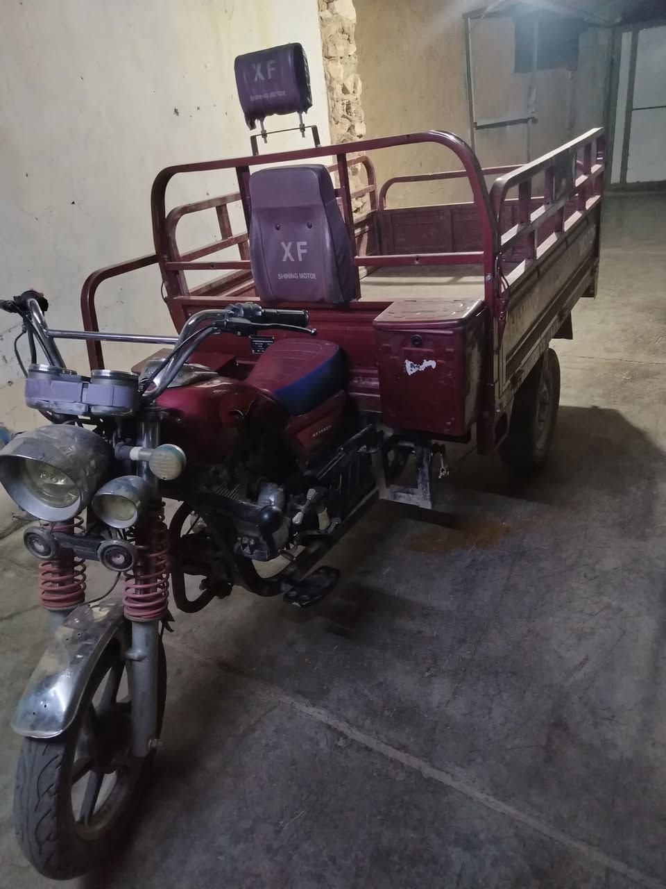 سلام عليكم للبيع  موديل 23 أوراق بيه بعده بلادي حته المحرك بعده مامفتوح 7812669591
