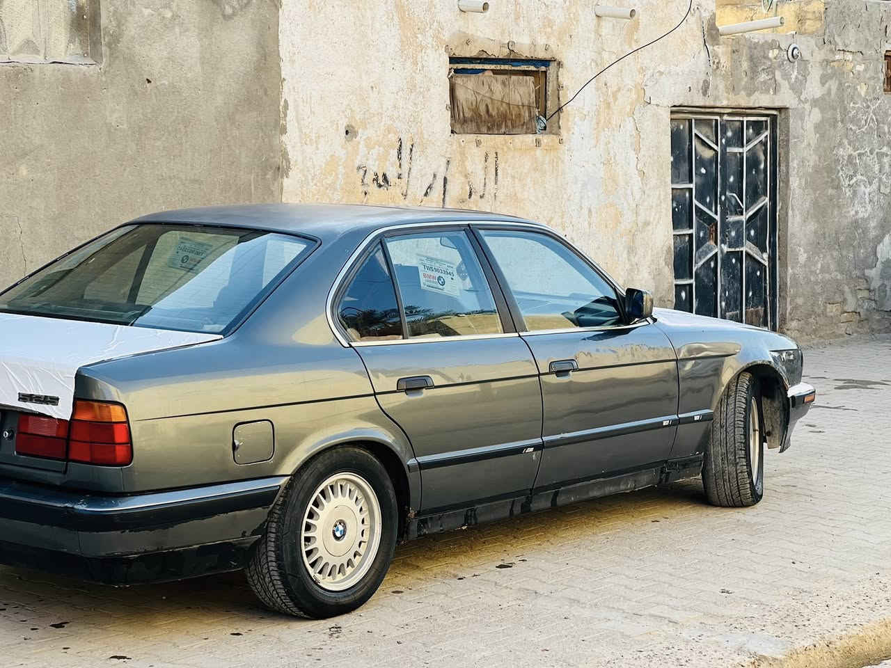 سلام عليكم سياره بيئم مديل 90 كير و محرك شرط مفتوح تبريد ثلج ❄️ حداديه جديده وره و كدام رقم هز جديد دولي تخم تاير داخل جلد اسود لايت زنون عالي ناصي مداور ثاني يوم كهربائيات كله شغاله  حلوه سياره مكاني سماوه قضاء الخضر السعر 42 و بيه مجال ‭0788 252 6192‬
