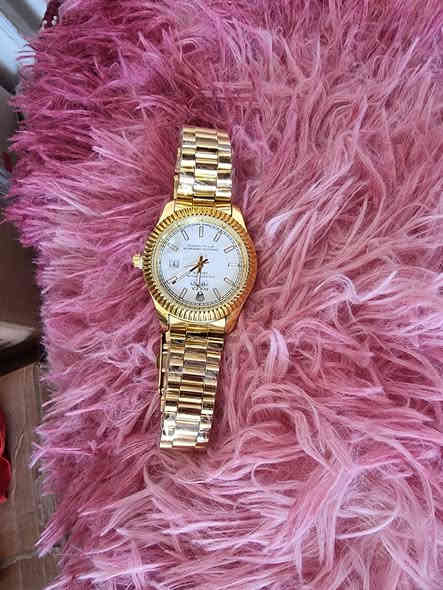 ساعات للبيع مال كله جديد كلمن وسعره
***********
