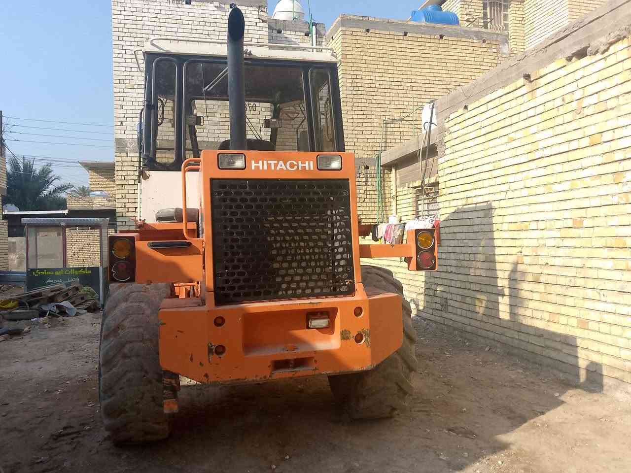 البيع شفل هيتاشي دخول جديد مكفول رقم نجف نكليزي مكان بغداد ***********
