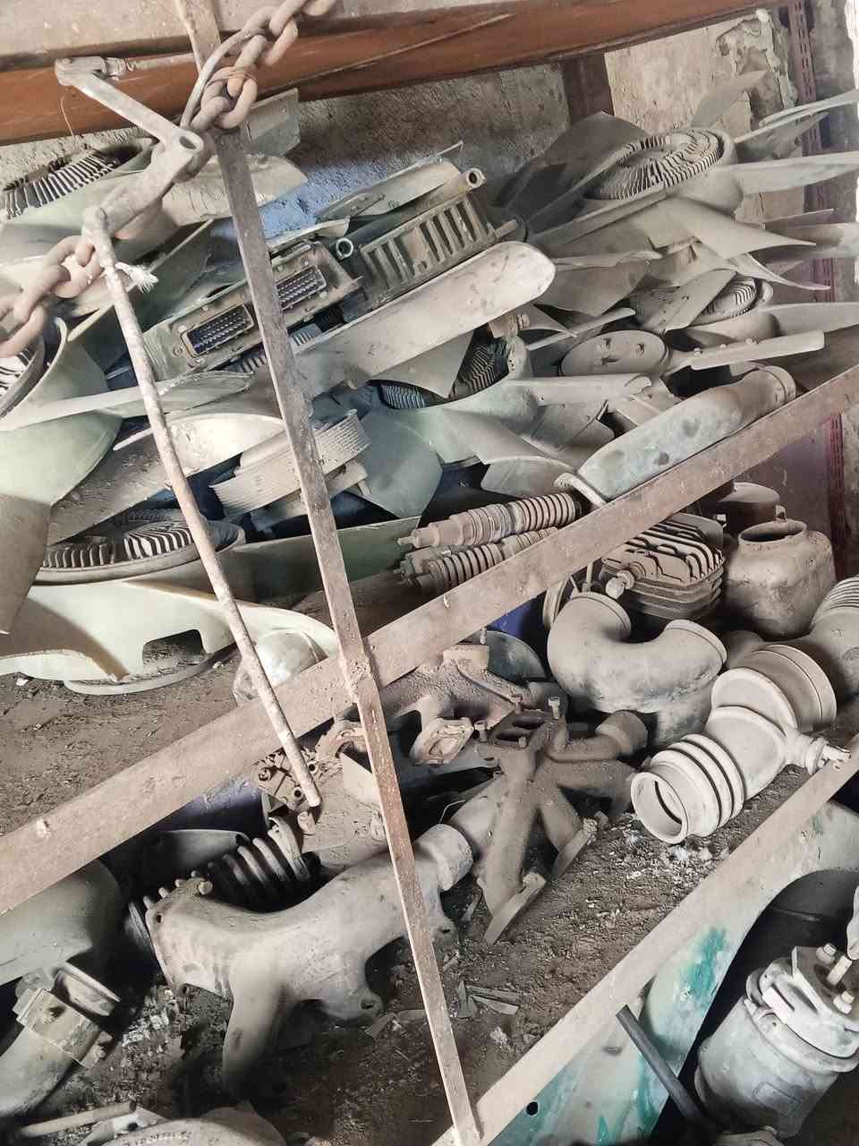 بسم الله الرحمن الرحيم 
يوجد الدينا ادوات فولفو 
جديد ومستعمل الگصات الأوروبية 
العنوان بغداد جرف النداف 
#رقم الهاتف ***********//***********
