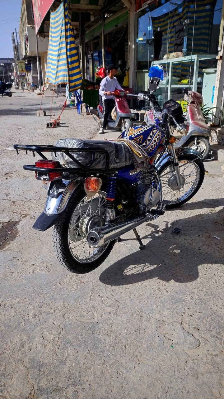 سلام عليكم ورحمه الله وبركاته دراجه نامه متياز اللبيع جديده معرض صاله 3شهر طالع مال جناي دراجه نضيفه حيل وحله من صوره  مكان كربلاء جاير قرب مستشفى العباس الاهلي مو شراي لاراسل وتعب روحه ‏‪0786 188 9674‬‏
