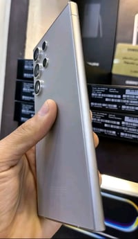 جالاكسي S24 ألترا • مستخدم قليل • نضيف ١٠٠٪