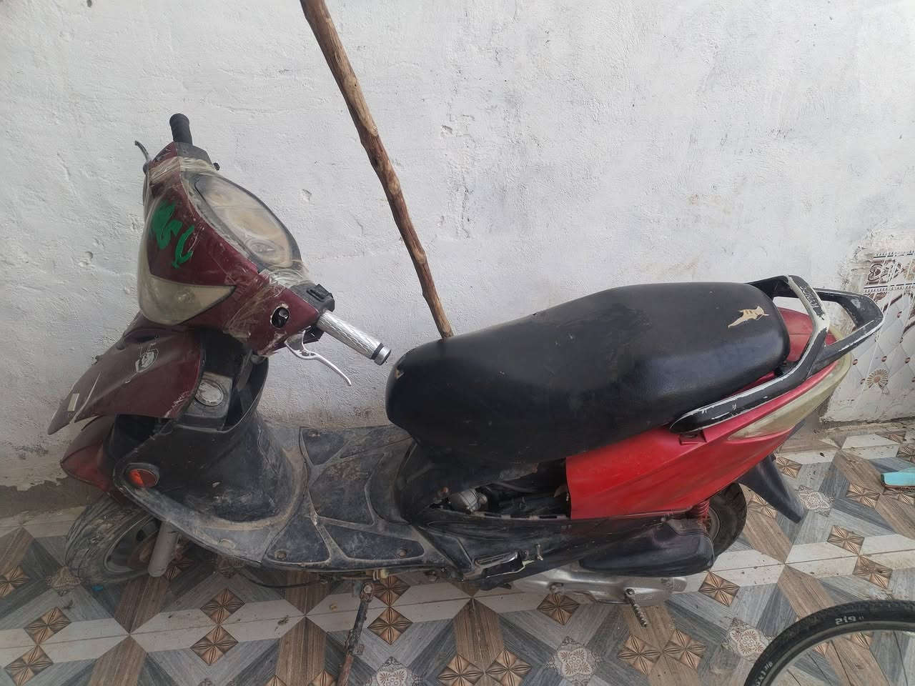دراجه كامكو جيفور...
الدراجه طافيه جانت تشتغل وفجه طفت السعر 80.وبيه مجال لشراي.


**إذا كنت صاحب هذا الإعلان وتريد حذفه لأي سبب، رجاءا أرسل رسالة إلى الدعم الفني**