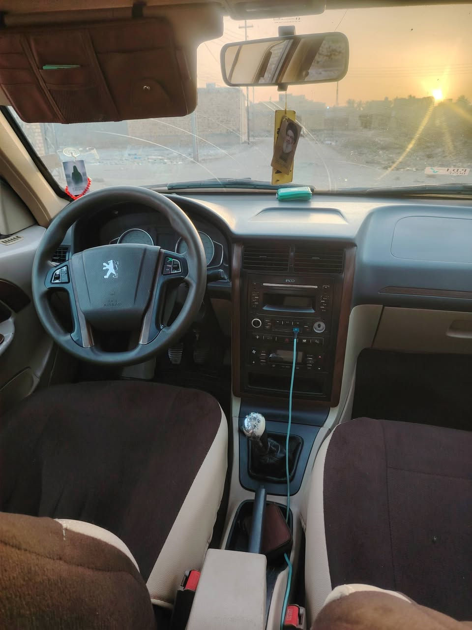 سلا عليكم
سياره البيع نوع بيجو 2020
سياره مكفوله كير مكينه وكشره
تخم تاير حداد سياره حلوه تجي شوف تقتنع
تأخذها العنوان العماره ***********
