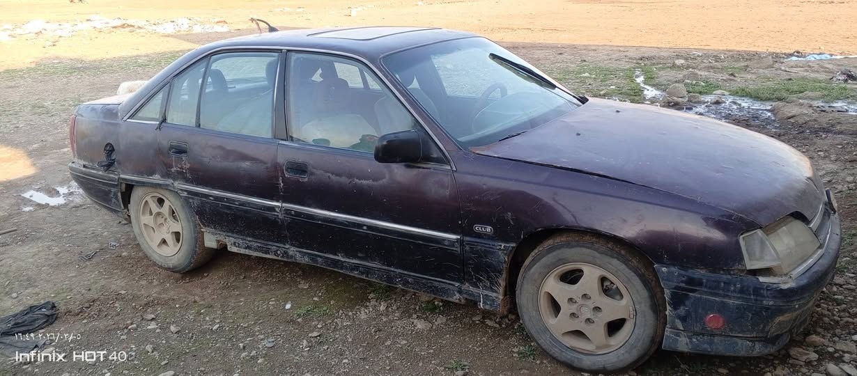 سلام عليكم اوبل اوميكا للبيع الحجم 20 رقم نينوى اخضر كير ومحرك نضيف السعر 20 وبه مجال المكان الموصل ناحيه ربيعه تواصل على الرقم ***********
