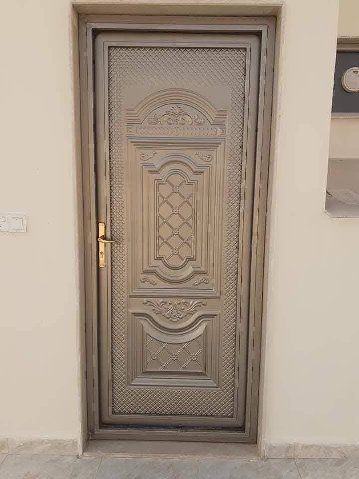 حدادة نوارس الصباح
 لعمل كافة الأعمال الحديدية 
أبواب شبابيك محجرات سقائف قمريات كرفانات 
أحدث الديكورات الهندسية والنقوش الجاهزة CNC
بلازما بأيدي ماهر وأسعار مناسبة
/العنوان /
الموصل /كوكجلي
***********  ***********
***********
