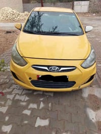 اكسنت موديل14 وارد امريكا  جي دي  حادث بنيد و وجاملغ  محرك1600   مصفره...