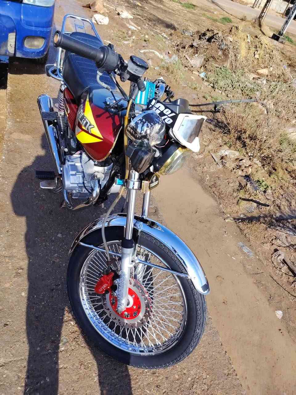 دراجه للبيع مكفولة كفاله عامة + أوراق كاملة مكانهة خان بني سعد  ***********
