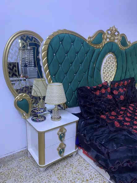 السلام عليكم
غرفة أخشاب تركية
9 قطع سليمة مابيها اي ضرر
استعمال قليل سنتين فقط
للاستفسار اكثر اتصل بالرقم
***********
