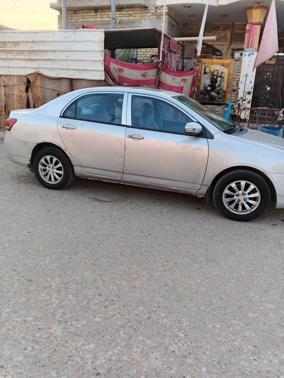 السلام عليكم بي واي دي للبيع موديل 13 مكينه وقير كفاله حدادیه تخم تایر کفاله صفروا مجدده الف ما عليها رقمها واسط سياره اي نقص ما بيها كفاله العنوان عماره قلعه الصالح السعر 48 وبيها مجال .***********
