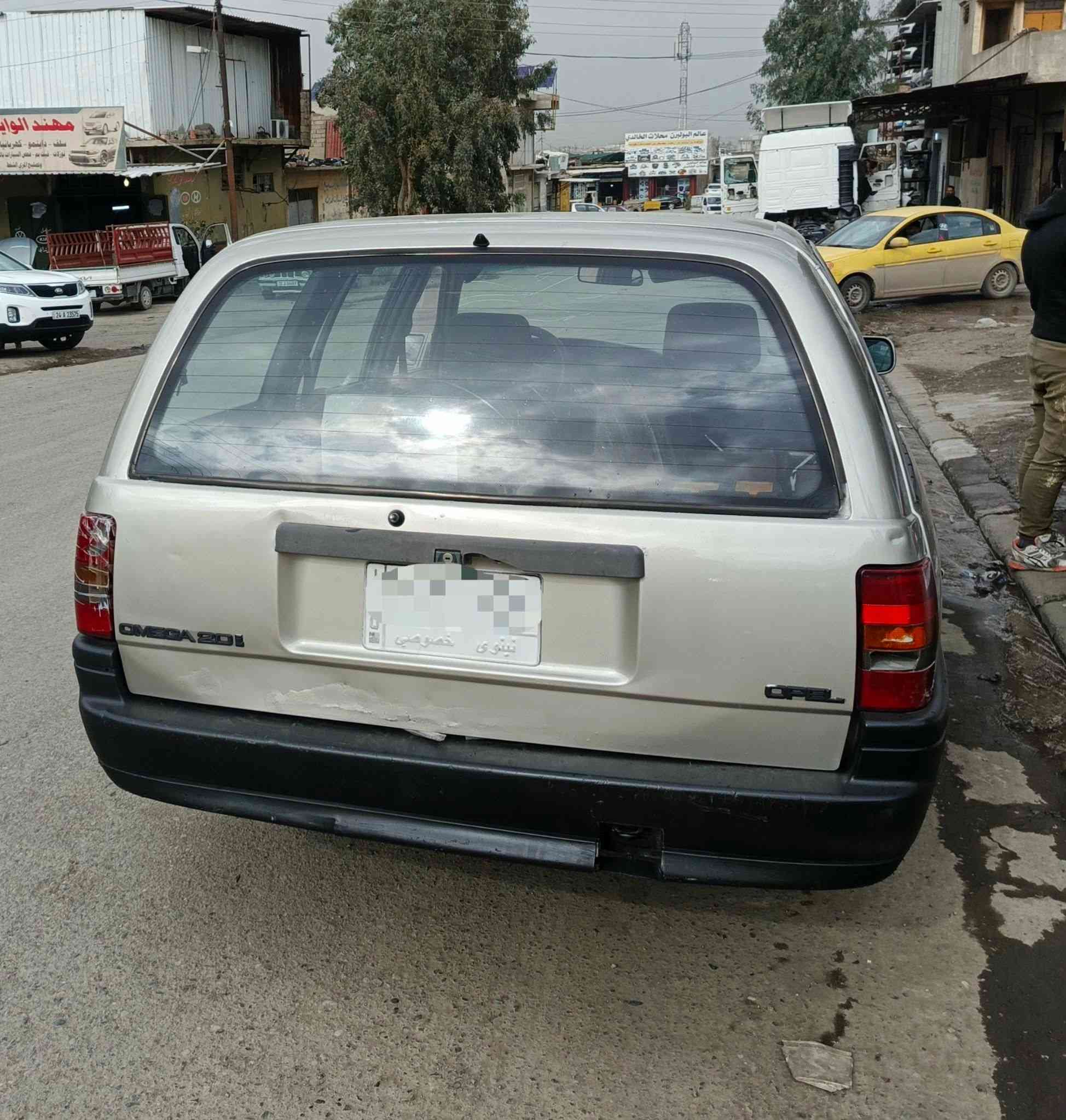 اوميكا استيشن للبيع 
محرك حجم ٢٠ المرغوب شرط جديد
كير توماتيك شرط 
دشبول جديد فطر مابيه
صدر امامي خلفي جديد
بطارية جديدة 
طخم تاية جديد 
كشنات مغلفة 
ارضية جلد


**إذا كنت صاحب هذا الإعلان وتريد حذفه لأي سبب، رجاءا أرسل رسالة إلى الدعم الفني**