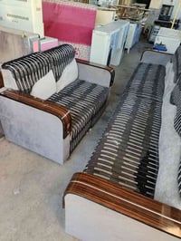 كنب • استعمال قليل • خلف مستشفى بلدروز