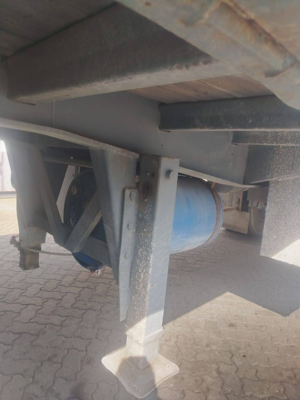 عربانه اوربيه شاصي 16 دناكير 13صيني مربع طول 12 ونص صنادك مطبخ جاهزه لشغل  السعر 55 👈***********
