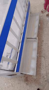 السلام عليكم جربايه مال أطفال درجه أولى بعده جديده مكاني البصرة ابو الخصيب سعر 160الف بي مجال لي طيبين رقمي ***********
