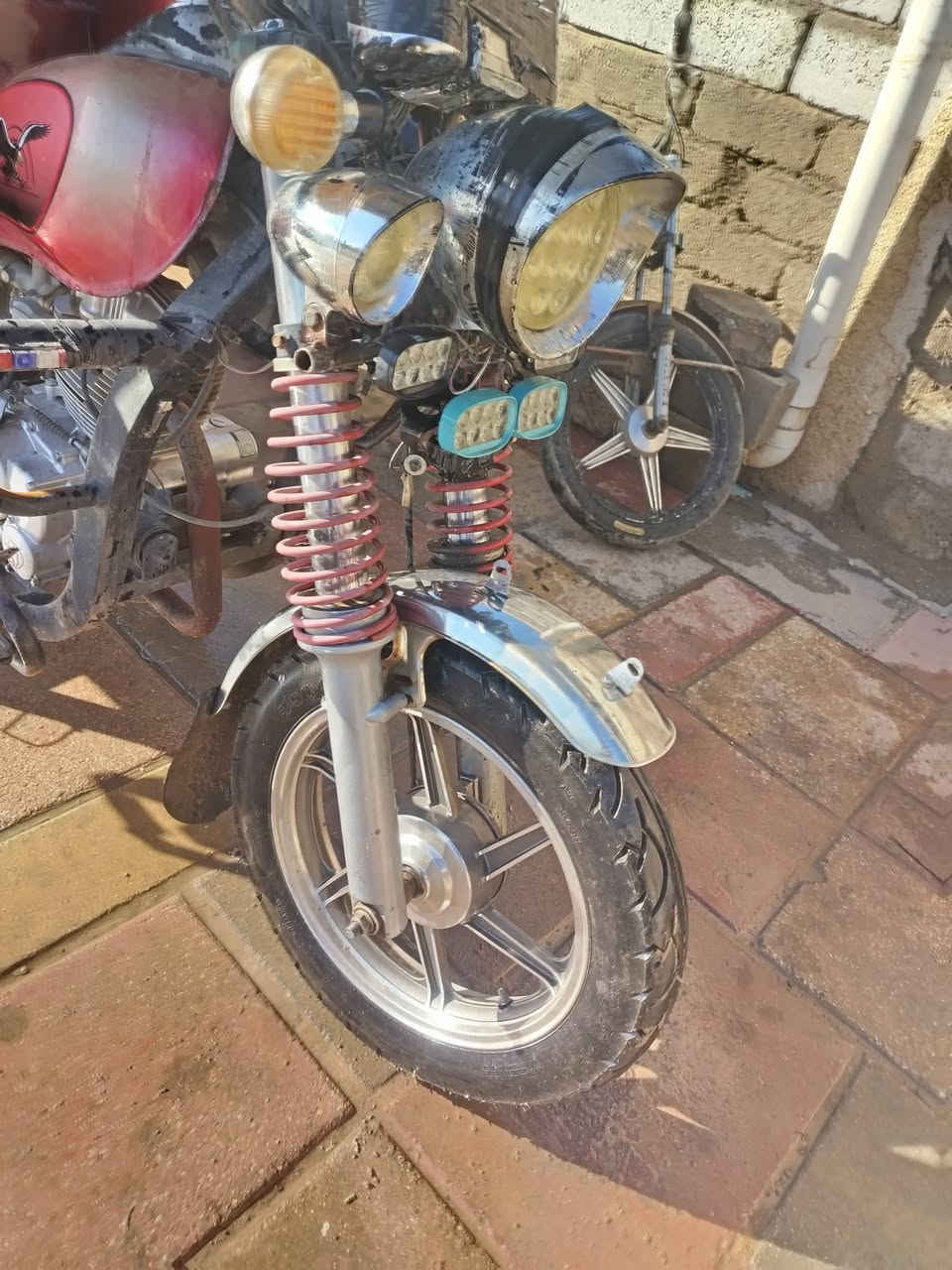 السلام عليكم ستوته ع أيدي  موديل 18محرك 23دمعه أخرس بشرط كلجات جديد دبلات 3تخم تاير جوبلس جديد كهربائيات بلاجكتورات  سلف نشرات ام بيثري فول مال جناي مو مال بيع شراء الله وكيل علئ أيدي ناعمه مابيه اي عيب سعر مليون و150شراي بي مجال ستوته خير من الله بس تبجي ع غسله مضبوطه#***********
