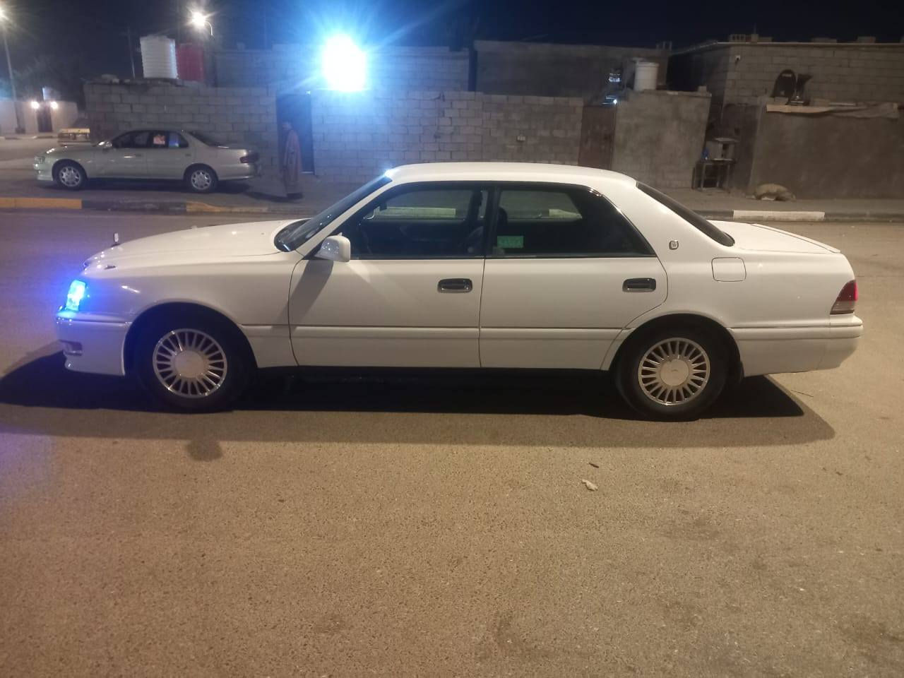 سلام عليكم 
راس ثؤر فلات 

موديل 1998

سياره مكفوله كص وظربه واصولايات 

سياره تبريد شغال حداده حلوه تخم تاير 

سنويه نافذه سنه ***ل 29

سعر 112بيها مجال

عنوانها بصره زبير 

رقم ***********
