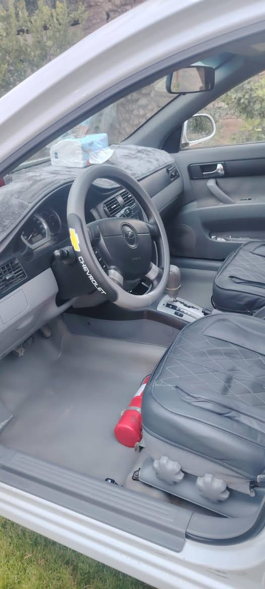 السلام عليكم اوبترا ٢٠١٢ رقم بغداد ماشيه ١٢٦ الف سياره جديده حلوه تبريد تدفئه صدر تخم تايرات اماميه جديد بأسمي تحويل ثاني سونار مرفق بالصوره سعرها ٨٥ وبيها مجال للطيبين مكان سياره بابل للاستفسار الاتصال ***********
