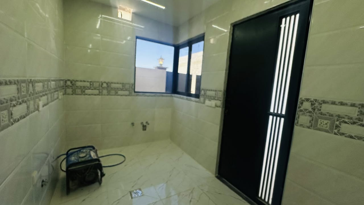 #عروض_مكتب_دعاء_الخير_للعقارات 🏡

للبيع بيت 

بحي الفلاح الثانيه

خلف الملعب  

مساحة 100 متر 

طابقين ثلاث غرف نوم 

هول وستقبال 

صحيات بطابقين 

// للأستفسار  

الاتصال 📞

***********

***********

***********

***********
