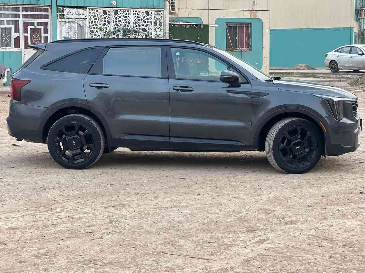 للبيع كيا سورنتو 2024 مرقمة شهداء رقم بغداد السياره فول مواصفات ***********.      السعر 200
