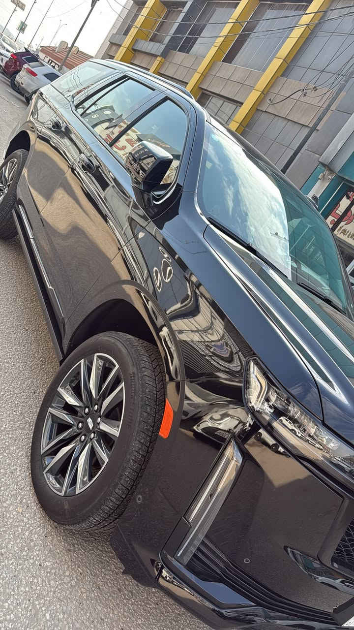 🇺🇲 CADILLAC ESCALADE Black Edition /Espresso🇺🇲
كاديلاك اسكاليد بلاك 

مغلفه ppf

( خليجي وكاله )الموديل: 2024
العداد : 17.000 كم 
حجم المحرك : 6,2 لتر
عدد الاسطوانات : 8 سلندر 
المواصفات  : فول اوبشن           
 مقاعد +مقاعد بقلاوه          

   لون الداخل جوزي

* نظام هيدروليكي ( جكات )
* رادار امامي + مانع تصادم
* دخول ذكي للسياره + تشغيل بصمة + فتح صندوق السياره بحركة الرجل
* المقاعد كهرباء من الجلد الفخم + تدفئة وتبريد
* نظام رؤية محيطيه + كامرة داخليه Bird View
* فتحة السقف بانوراما 
* الإضاءة زينون + LED
* سستم صوت AKG 
وكالة المنصور

السياره رقم بغداد
العنوان :
بابل -طريق حلة نجف  
للاستفسار
***********
***********

