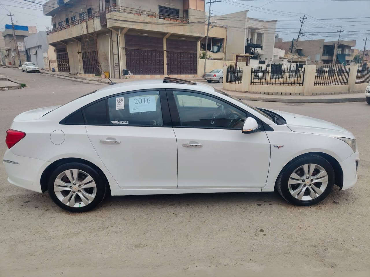 السلام عليكم 
كروز موديل 2016 رقم اربيل شرط تحويل وكالة غرام وكيرومحرك سنوية ساقط موجود بكركوك فول مواصفات كير اوتوماتيك تبريد وتدفة شغال سقف سلايت سعرها 78 بيها مجال قليل
*********** عربى 
*********** كوردى كركوك, العراق
