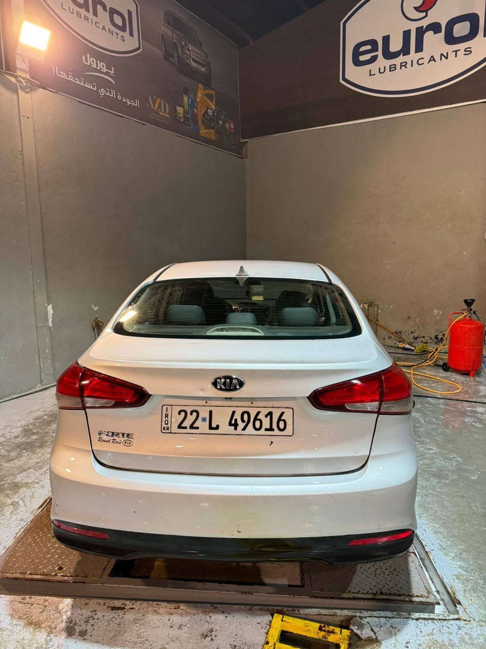 سلام عليكم البيع كيا فورتي 2017 أمريكي حادث جاملغ وبنيد وبيها بالعراق باب صبغ السيارة
شرط احلة من الصور

وبالخير عالياخذها

حدادية جديدة

تبريد ثلج

فول زنون

فول تحكم ستيرن

محرك 2000 دوش

كير 6 سرعات atm

السيارة ربع متصرف عليها

3 أنظمة قيادة

السيارة شرط سونار ماكو غير الي ذاكرهن وبدون دواخل رقم اربيل دولي هزه وسنوية ورقم كله جديد

سنوية باسمي

السيارة مماشية وممتعوبة مال بيت وجناي

السعر 110وبيها
رقم ***********
