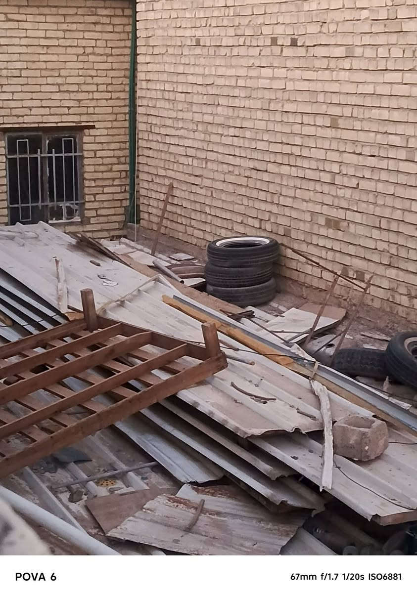 السلام عليكم سندويج للبيع الحالة مستخدم نضيف سقفي مو جدران 9 قطع بس مو قياس ثابت اكو بيهن مكصوصات قيم بل يرضي الله
