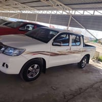 هايلوكس ٢٠١٣ • قير عادي • محرك شرط