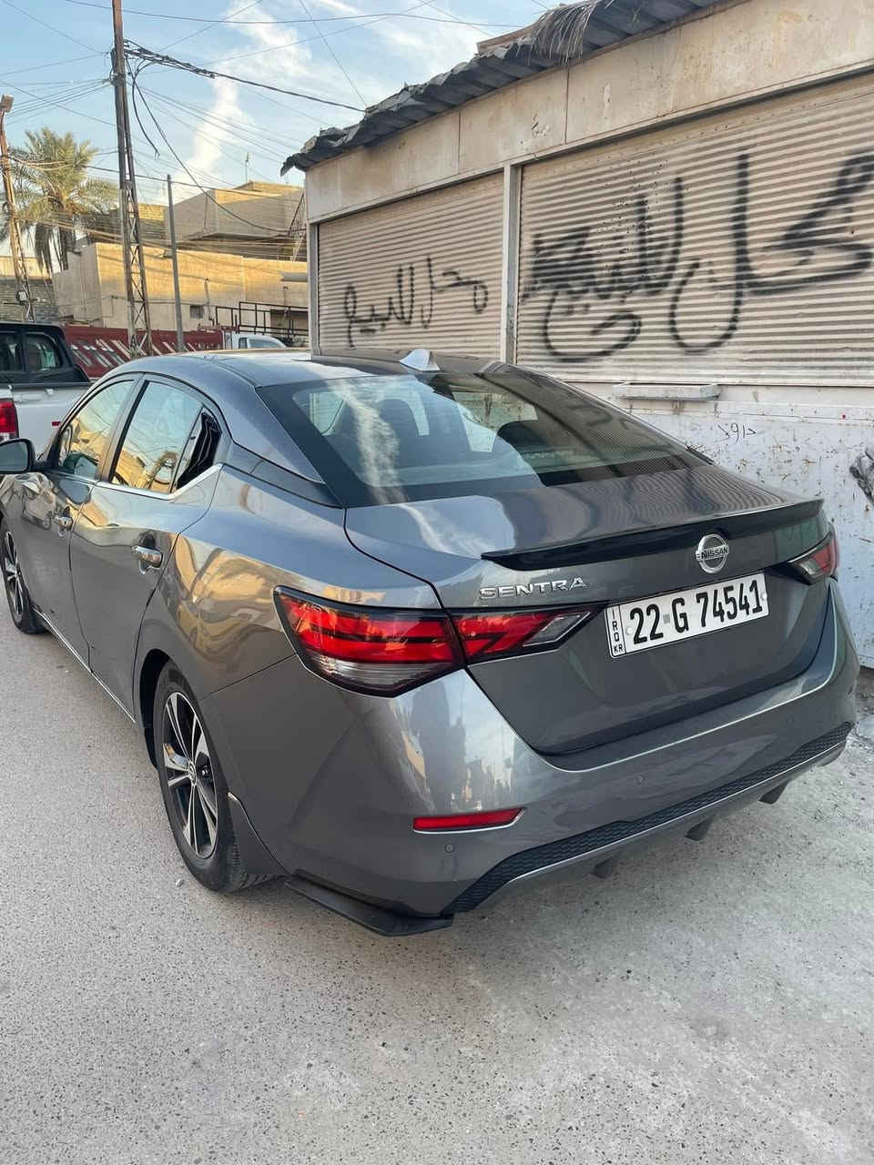 بيع او مراوس
نيسان سنترا 2020 
رقمها اربيل بـ اسمي
الضرر ربع جاملغ ايمن فقط مصبوغ 
مع بارد 
بدون ايرباك 
التقرير مال المندلاوي موجود بالمنشور
السيارة مضاف الها شاشة كبيرة كار بلي
صدر حدادية جديد
تخم تاير جديد قبل ١٥ يوم شديته
شاشة تسجيل الحوادث
ويل كب اصلي
عازل حراري ٥ جامات ابواب و جامة الخلفية يعزل ٩٨٪؜ من الحرارة
الجامة الامامية بلورايز+عازل حراري
عليها نانو سيراميك ضمان ٨ سنوات 
منظومة لايت زينون بضمان ٥ سنوات 
السيارة مكلفتني اكثر من ال16000$
رايدها قفل ب14500$ قفل شباب بلا عمولة 
السيارة جديدة بمعنة الكلمة متتعب بيها ابد 

مكاني بغداد زيونة 
***********
***********
