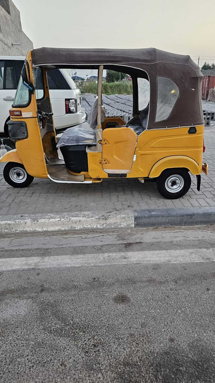 تكتك باجاج موديل 21بشهر 12 رقم وسنويه نكليزي البدي مكفول تخم تاير جديد كهربائيات كلها شغاله تكتك جاهزه مجهزه مال جناي مكينه مفتوحه مره وحد لاتبخير ولا تنقيص تراي شرط زيرو السعر 6800 مكاني بلبصره وهاذ رقمي ***********
