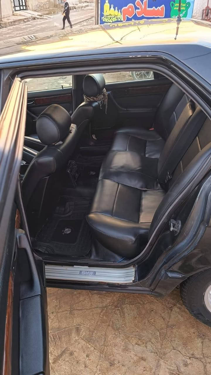 السلام عليكم للبيع للبيع
BMW اصل 740 عليها مكينه وكير 44 رقم نينوى شرط التحويل سنويه جديده
كير محرك شرط
موديل 93 دبل ايرباك
بجم عريض
داخل صاج 
تخم تاير جديد
صدر امامي خلفي جديد
تبريد ثلج تدفه نار
ويل شعاع اصلي
4جام كهرباء شغال
مصبوغ عام جماليه بدون ضربه
مسجل وسستم صوت كامل
مكانها تكريت
السعر المطلوب 76 وبيها مجال
اللاستفسار
***********
***********
