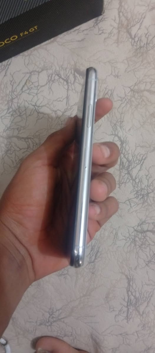 سلام عليكم اكس عادي لبيع مبدل بطاريه وبي ثلم بشاشه ذاكره 64 سعر 110 وبي مجال مكان ديالى بعقوبة مراسله خاص


**إذا كنت صاحب هذا الإعلان وتريد حذفه لأي سبب، رجاءا أرسل رسالة إلى الدعم الفني**