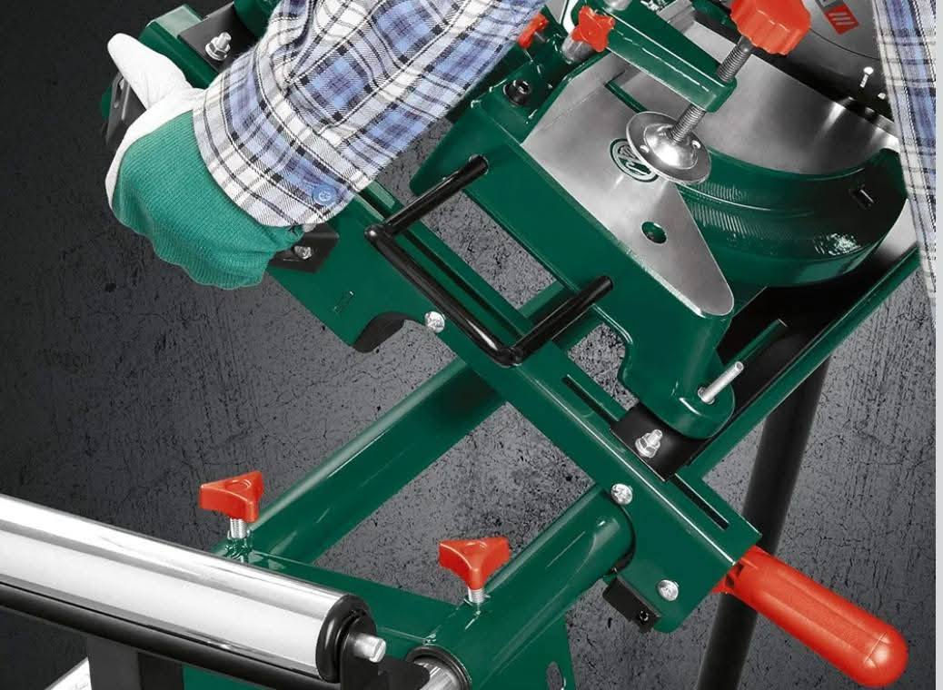 ستاند او ميز بارك سايد
يفيد النجارين الحدادين متنقل 
جديد ينربط عليها كتر او كوسرة 
@الجمبع


**إذا كنت صاحب هذا الإعلان وتريد حذفه لأي سبب، رجاءا أرسل رسالة إلى الدعم الفني**