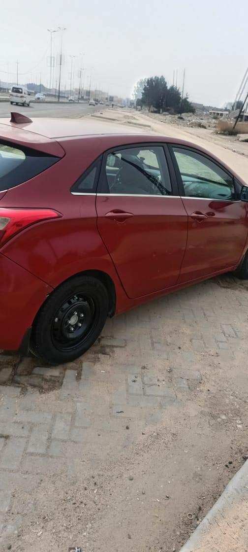 النترة GT هاج باك 2016
مواصفات سيارة بصمة شاشة كشنات كهرباء وتدفئة سيارةجديدة اي نقص مابيهة ماشية ٨٥ الف حقيقي حادثهة جاملغ الامامي وشوية من البنيد جهة السايق السعر ٩٧ وبيهة مجال بسيط للاستفسار : ***********
