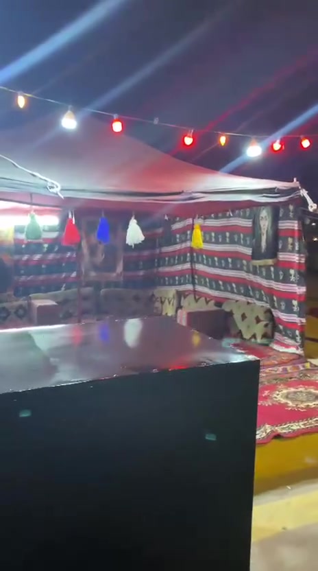 السلام عليكم خيمه 4×4 لبيع امبطنه 3طبقات قماش السعر 230
العنوان ناصريه مركز 
***********
