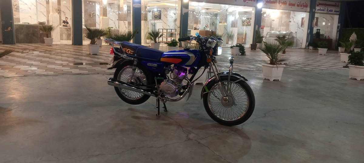 السلام عليكم
دراجه للبيع 2025 تايكر اوراق كامله طالعه من وكيل 
الرقم ***********
