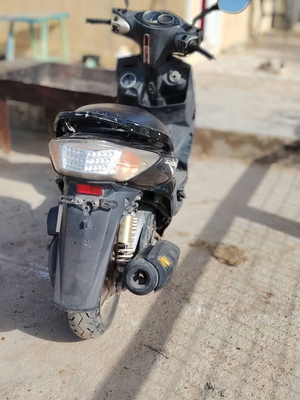 سلام عليكم سكنس فحل نوزل درجه خير من الله كهربيات كلهه شغاله لايت عالي ناصي دبل اشاره هورن بس الكلوب الوره ما يشتغل من ادوس بريك عل سكن يشتغل  سعر ٦٠٠ وبيهه مجال بصيط عنواني  بغداد جسر ديالى الجديد ***********
