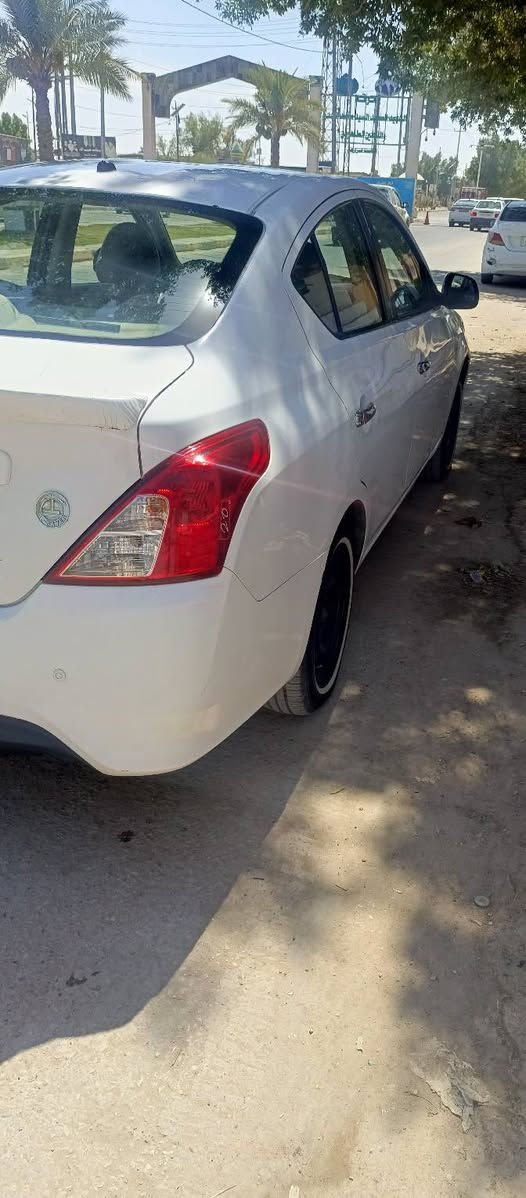 السلام عليكم ورحمة الله وبركاته
صني هنديه 2019 بيه تبديل قبق الجنطه وباردات كما موضح بالسونار

مكينه گير حداديه تبريد جيد جداً 

دواخل حلوه

السعر 85 وبيه مجال

مكاني النجف الاشرف 

***********
