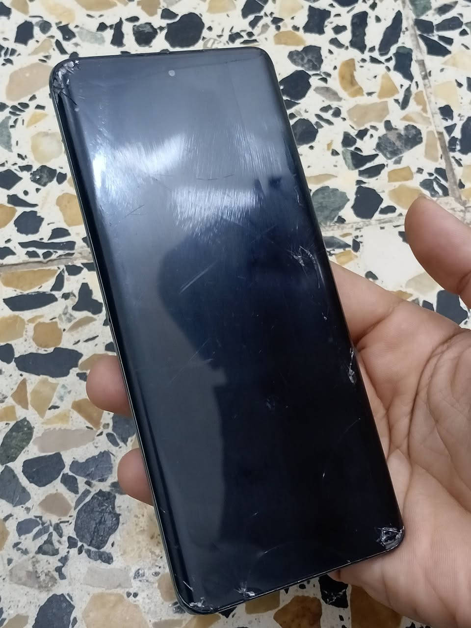 HONOR X9B 5G
ذاكرة 256 العشوائية12

فقط بي خط خفيف من فوك +فطور بصيطه مو مثر عل لمس مكفول و شغال علا اخر حباية صارله سنه بهل خط وطبيعي استخدام

جهاز بلادي فول سلاسه 120 هيرتز 

السعر125 الف قفل
مكاني الرمادي


**إذا كنت صاحب هذا الإعلان وتريد حذفه لأي سبب، رجاءا أرسل رسالة إلى الدعم الفني**