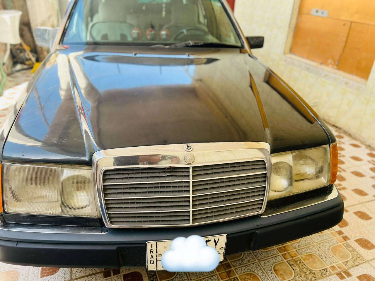 السلام عليكم
مارسدس دب للبيع

مكينه2500. كير ومكينه جدد

مصبوغه عام جماليه فقط بدون ضربه

المكان الناصريه قضاء الغراف

السعر (55)وبيهه مجال
للاستفسار ***********
