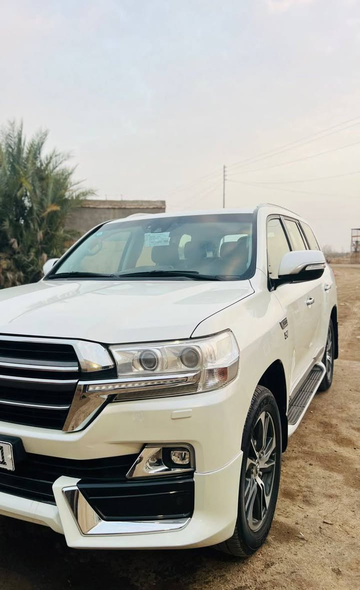 لاندكروز للبيع 2020 مكفوله سياره جديده محرك 8 5700 فول مواصفات قني عن تعريف رقم بقداد نكليزي مميز  ***********
