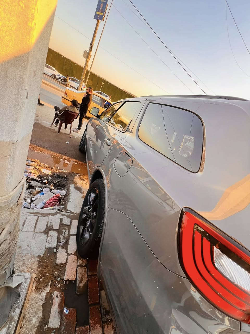 سلام عليكم 
دورنكو مديل 2022 
حجم المحرك 3600 
فات السياره GTفول مواصفات 1/1
كشنات كهرباء 2
كشنات خلفيه منفصل 
مكان السياره الحبيبيه 
الرقم ***********
