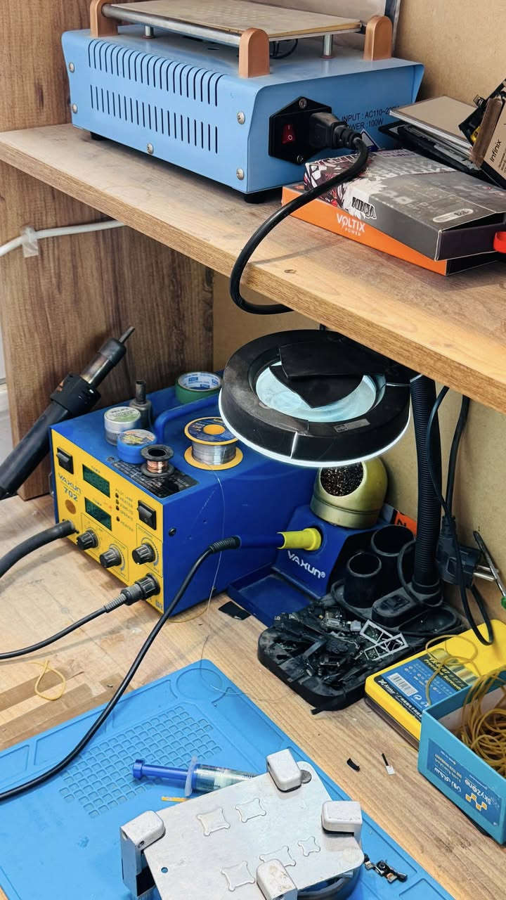 محل للبيع كاملة جاهزة
عنوان برطلة  داخل سوق 
 السعر  7مليون 
***********
