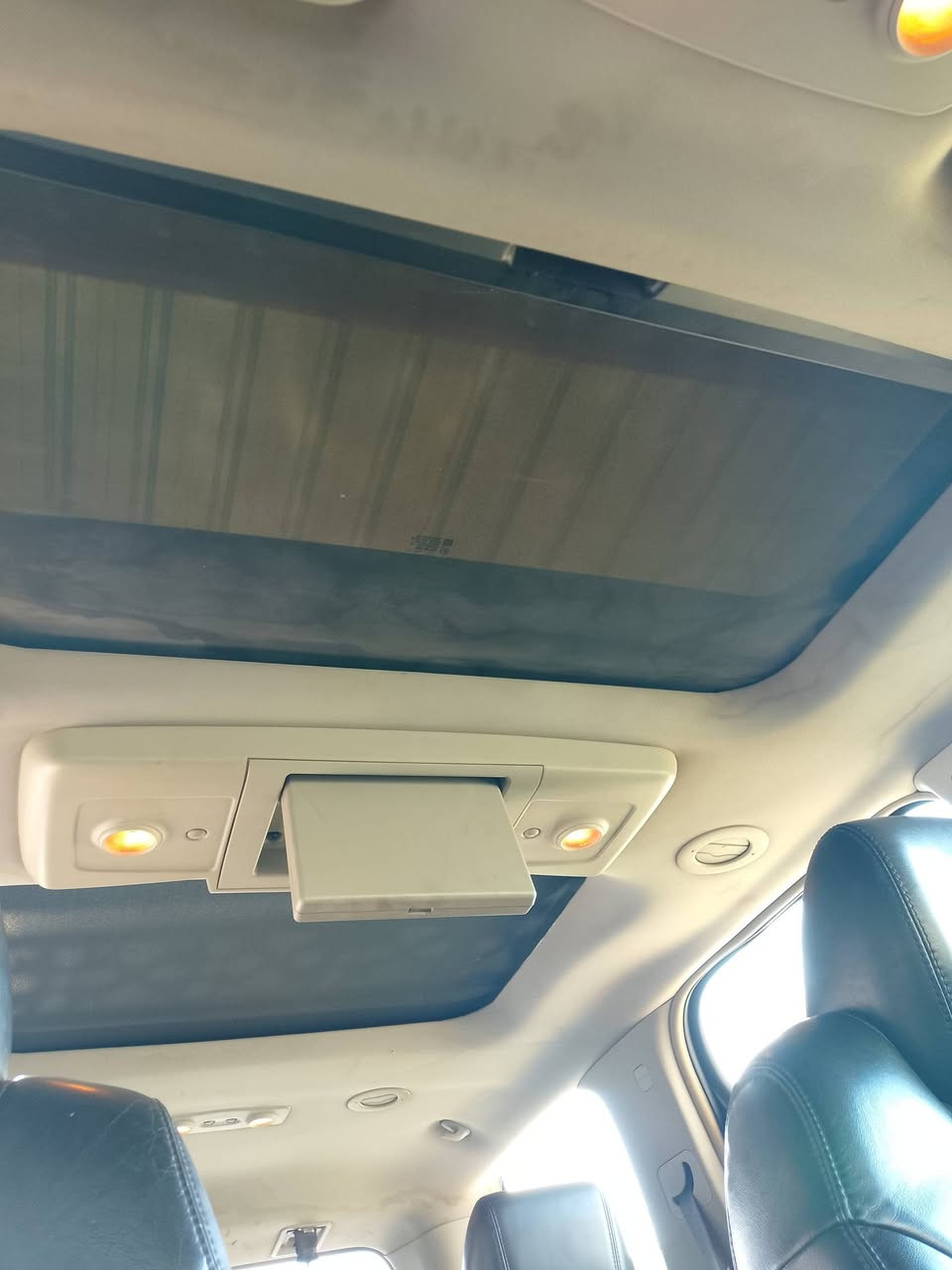 جمسي اكاديا موديل 9 سبعه راكب رقم نينوى مشروع وطني رقم انكليزي سنويا لل31 فول مواصفات مراوس ابجارجر سونانته السياره عايزها تبريد وصدر محرك وكير شرط سته سلندر 3600هاتف ***********
