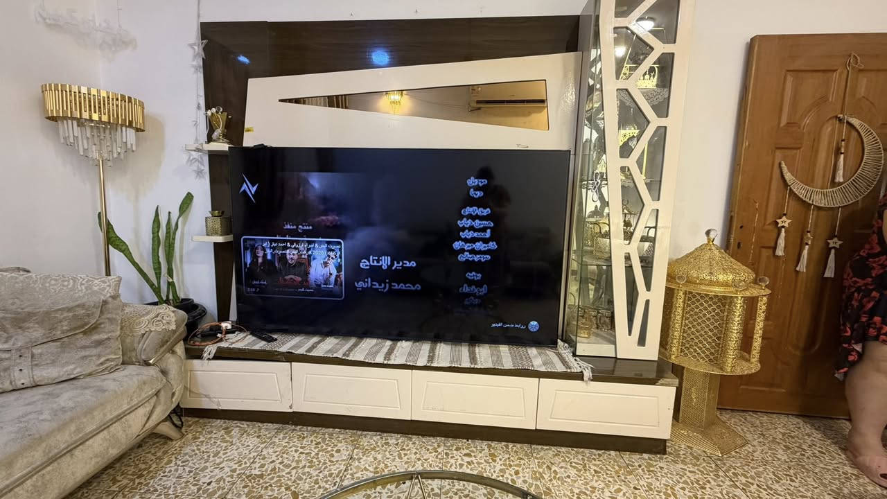 السلام عليكم عندي هاي البوفيه للبيع تركيه وتشتغل بيها اناره هم واحد من الجرار بي ضرر فقط السعر 300 وبيها مجال العنوان اليرموك 
***********
